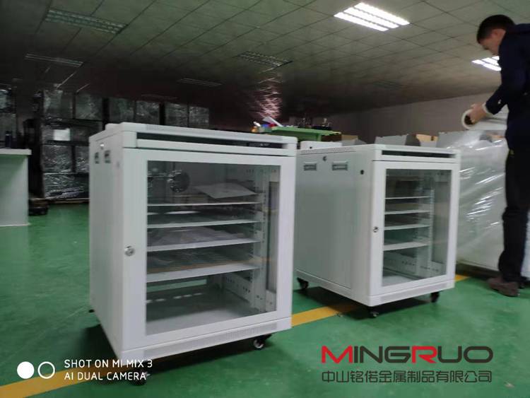 鈑金加工中工業(yè)電控箱點贊的相關性知識