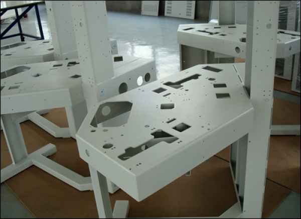 鈑金加工有哪些優(yōu)勢呢？-鈑金加工珠海機(jī)箱機(jī)柜設(shè)備外殼激光切割中山銘偌金屬制品有限公司